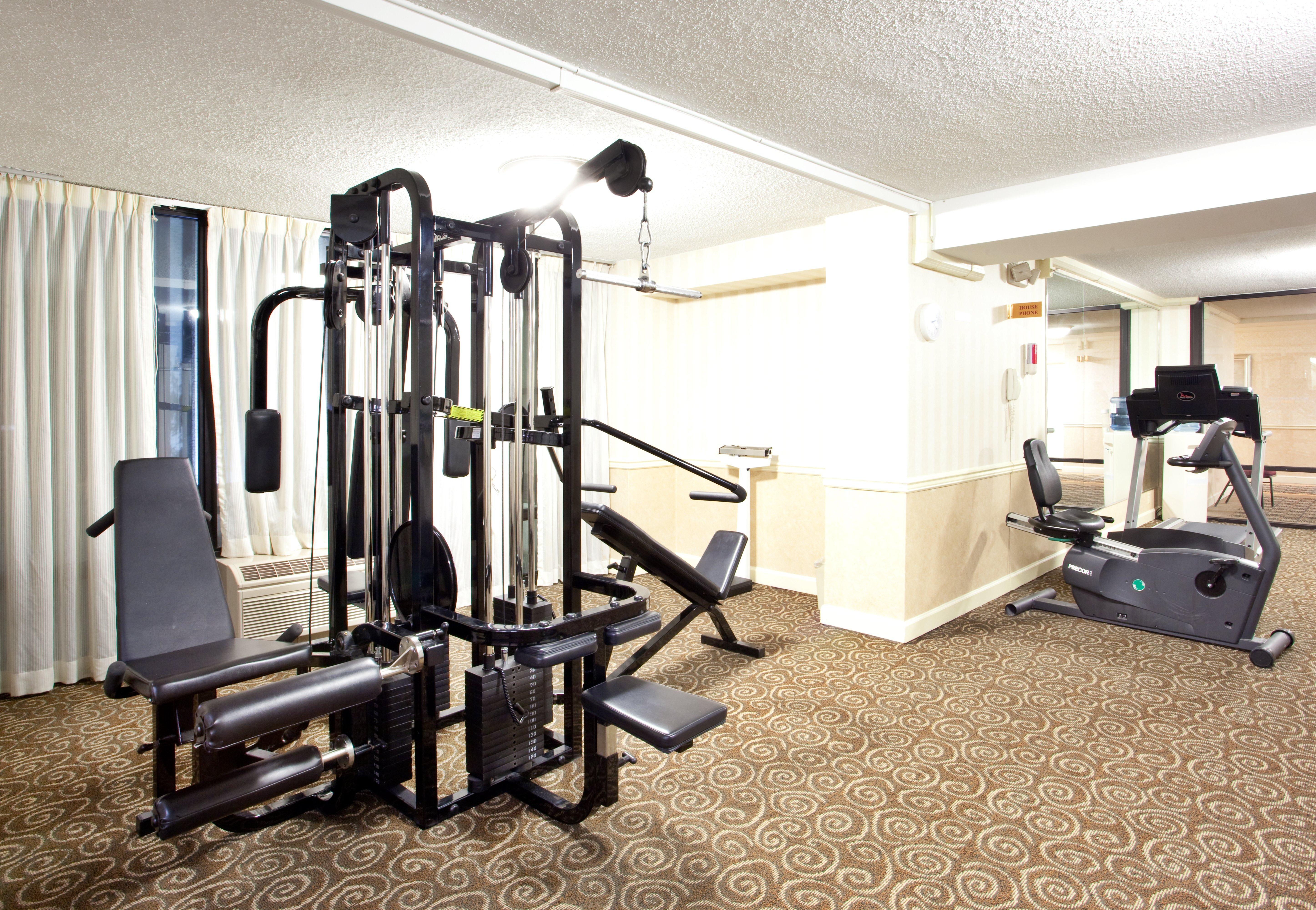 Holiday Inn Roanoke - Tanglewood Route 419 & I 581 By Ihg Exterior photo